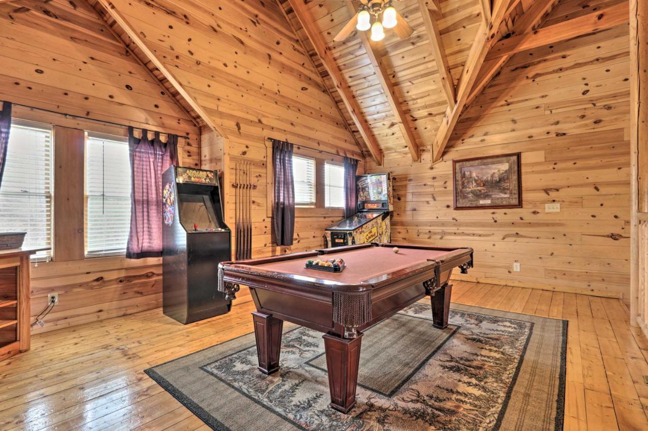 Pigeon Forge Cabin With Games, 1 Mi To Parkway! エクステリア 写真